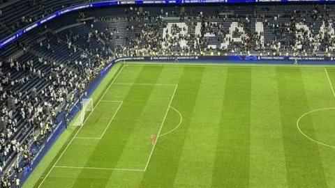 “中超涉嫌假球风波：足协罚球员遭疑，裁判退还赃款却免罚？”